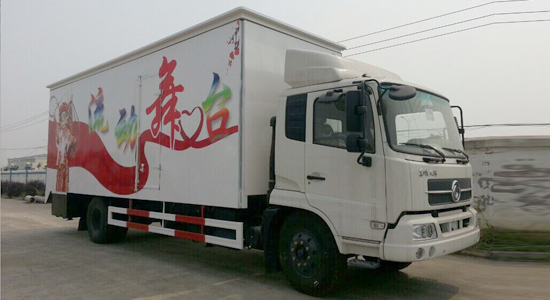 東風(fēng)天錦舞臺車(chē)