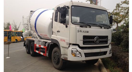 東風(fēng)天龍后雙橋混凝土攪拌運輸車(chē)
